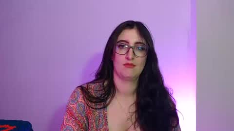 Victoria online show from 02/19/25, 11:57