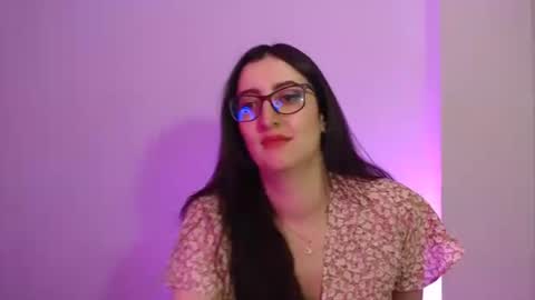 Victoria online show from 02/22/25, 09:04