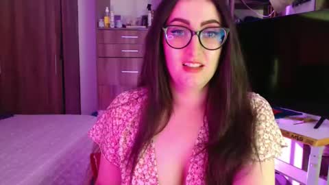 Victoria online show from 05/01/26, 08:46