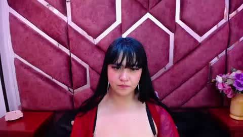 Snapshot of victoria_rossy_ chatting on 12/30/24, 03:35 Victoria online show from 12/30/24, 03:35