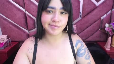 Snapshot of victoria_rossy_ chatting on 01/10/25, 03:27 Victoria online show from 01/10/25, 03:27
