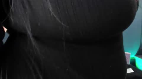 Snapshot of victoria_rossy_ chatting on 03/26/26, 09:31 Victoria online show from 03/26/26, 09:31