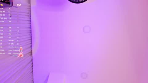 Snapshot of victoria_vallejo chatting on 01/28/25, 02:42 victoria  online show from 01/28/25, 02:42