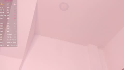 Snapshot of victoria_vallejo chatting on 03/06/25, 02:40 victoria  online show from 03/06/25, 02:40