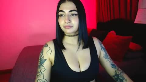 Snapshot of victoria_vox chatting on 04/17/26, 07:55 Victoria online show from 04/17/26, 07:55