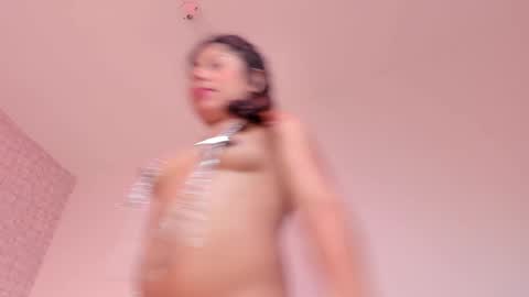 Victoria Sofia online show from 02/04/25, 09:17