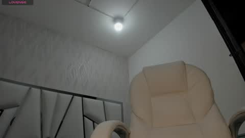 Victoria Sofia online show from 05/03/26, 06:58
