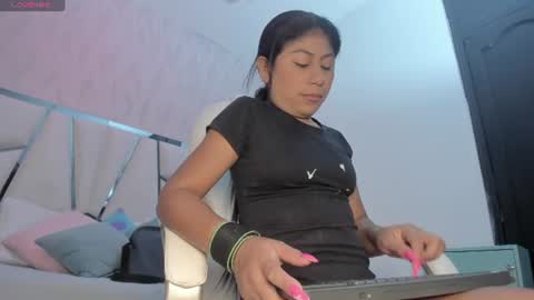 Snapshot of victoriaa_millers chatting on 07/17/26, 07:08 Victoria Sofia online show from 07/17/26, 07:08