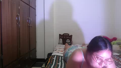 Snapshot of victoriaa_silva chatting on 05/22/26, 08:53 Victoria Silva online show from 05/22/26, 08:53