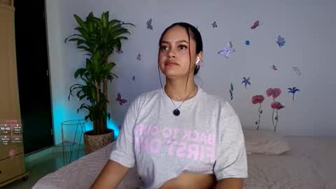 Snapshot of victoriablack_ chatting on 02/20/26, 07:36 Victoria online show from 02/20/26, 07:36