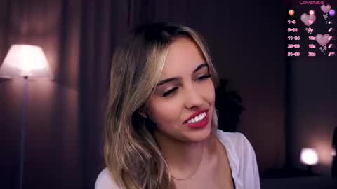 Anasteisha  Day Helen  Night online show from 09/18/25, 07:27