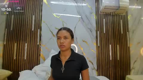 Victoria  online show from 06/26/26, 08:02