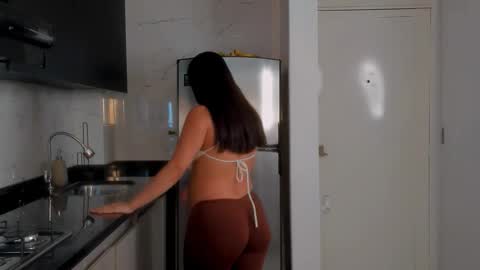 Snapshot of victoriafit7 chatting on 03/04/26, 12:27 Vcitoria online show from 03/04/26, 12:27