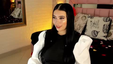 VICTORIA online show from 02/16/25, 03:04