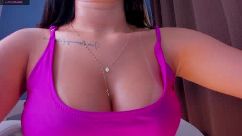 Victoria online show from 12/18/24, 02:53