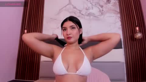 Snapshot of victoriamoreti chatting on 08/03/26, 12:43 Vic online show from 08/03/26, 12:43