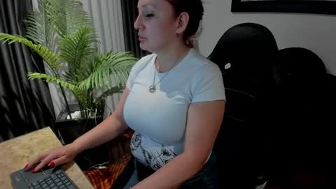 victoriapaker online show from 05/02/26, 11:26