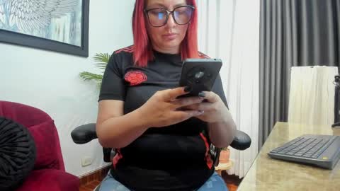 Snapshot of victoriapaker chatting on 05/30/26, 12:02 victoriapaker online show from 05/30/26, 12:02