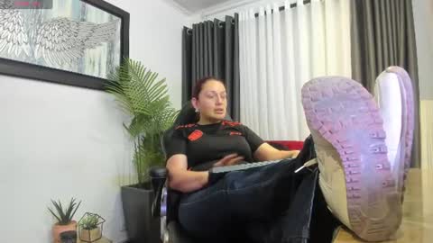 Snapshot of victoriapaker chatting on 07/03/26, 10:54 victoriapaker online show from 07/03/26, 10:54
