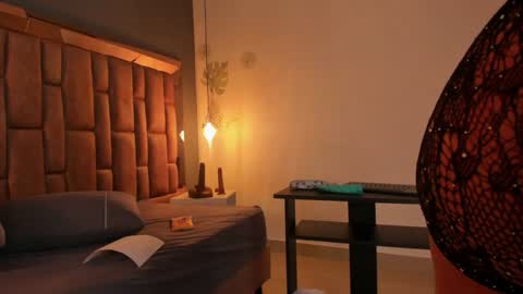 Snapshot of victoriaroyce1 chatting on 02/03/25, 12:36 Victoria online show from 02/03/25, 12:36