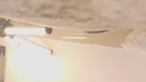 Snapshot of victoriaroyce1 chatting on 12/13/25, 07:53 Victoria online show from 12/13/25, 07:53