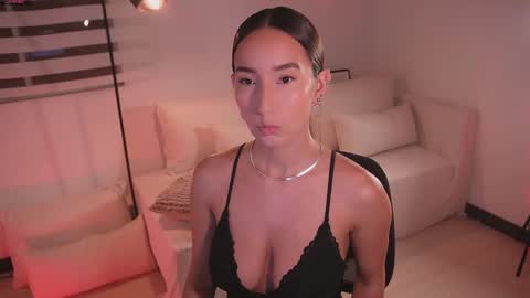 Victoria online show from 10/04/25, 11:47