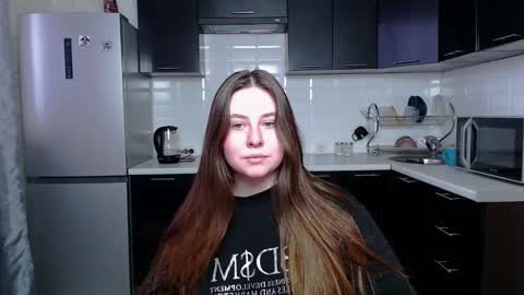 victoriassecrets_ online show from 12/03/24, 06:04