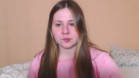 victoriassecrets_ online show from 02/12/25, 03:27