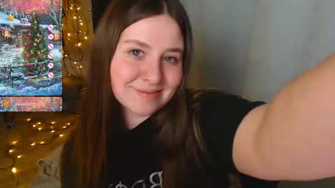 Snapshot of victoriassecrets_ chatting on 01/10/26, 05:26 victoriassecrets_ online show from 01/10/26, 05:26