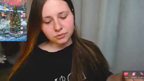 Snapshot of victoriassecrets_ chatting on 01/15/26, 08:23 victoriassecrets_ online show from 01/15/26, 08:23