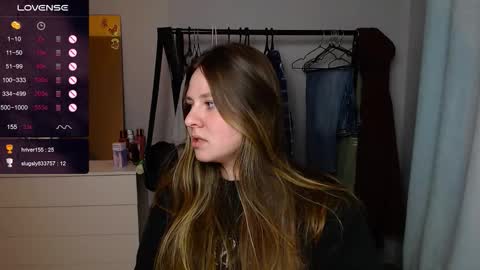 Snapshot of victoriassecrets_ chatting on 01/31/26, 07:11 victoriassecrets_ online show from 01/31/26, 07:11