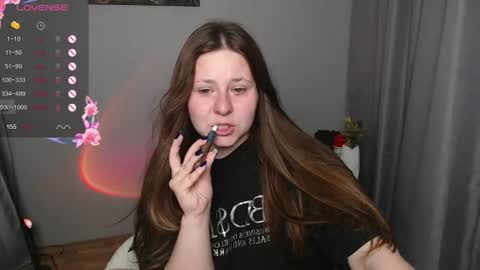 Snapshot of victoriassecrets_ chatting on 07/16/26, 06:47 victoriassecrets_ online show from 07/16/26, 06:47
