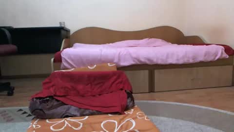 Watchers Wife online show from 04/01/26, 08:17