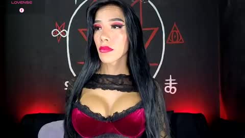 Snapshot of victoriavampire666 chatting on 04/15/26, 10:54 Victoria Vampire online show from 04/15/26, 10:54