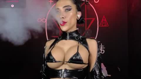 Snapshot of victoriavampire666 chatting on 05/10/26, 06:40 Victoria Vampire online show from 05/10/26, 06:40