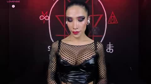 Snapshot of victoriavampire666 chatting on 05/15/26, 08:05 Victoria Vampire online show from 05/15/26, 08:05