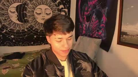 Snapshot of victorino_jhonson chatting on 12/31/24, 04:25 Victorino Jhonson online show from 12/31/24, 04:25