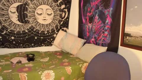 Snapshot of victorino_jhonson chatting on 01/02/25, 04:24 Victorino Jhonson online show from 01/02/25, 04:24