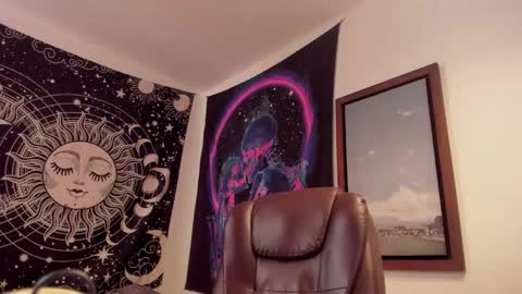 Victorino Jhonson online show from 05/02/26, 04:12