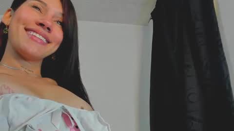 Snapshot of victorya_sweet3 chatting on 02/07/25, 03:45 Victoria online show from 02/07/25, 03:45