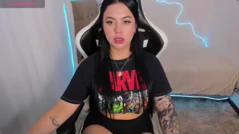 V  I C  T O R I A  online show from 09/24/25, 07:06