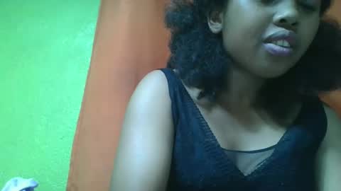 Snapshot of vierge28430 chatting on 05/02/26, 06:24 vierge28430 online show from 05/02/26, 06:24