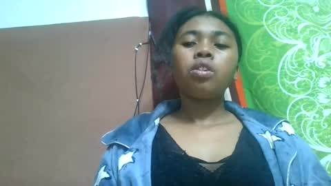 Snapshot of vierge28430 chatting on 07/12/26, 03:41 vierge28430 online show from 07/12/26, 03:41