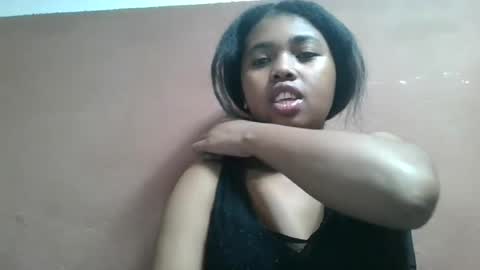 Snapshot of vierge28430 chatting on 07/19/26, 05:22 vierge28430 online show from 07/19/26, 05:22