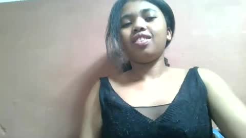 Snapshot of vierge28430 chatting on 07/20/26, 11:34 vierge28430 online show from 07/20/26, 11:34