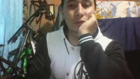 viernes1010 online show from 01/18/25, 12:36