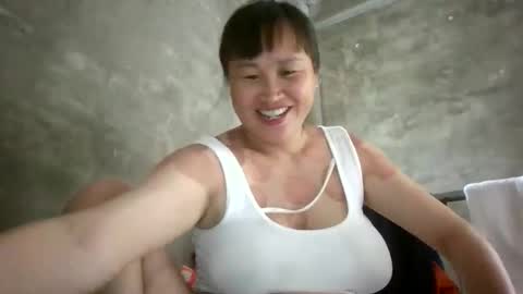 vietnam_sexxy online show from 05/19/26, 01:56