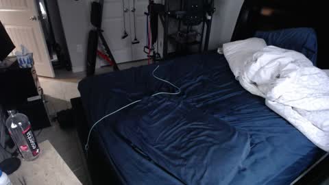 Snapshot of vietnamese23 chatting on 12/13/24, 02:05 wonderful online show from 12/13/24, 02:05