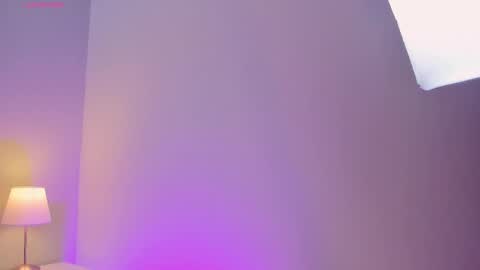 Snapshot of viictoria_becker chatting on 09/23/25, 11:24 Victoria online show from 09/23/25, 11:24