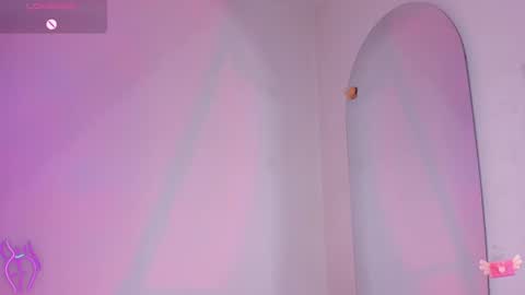Snapshot of viioleett_cum chatting on 06/19/26, 02:43 viioleett_cum online show from 06/19/26, 02:43